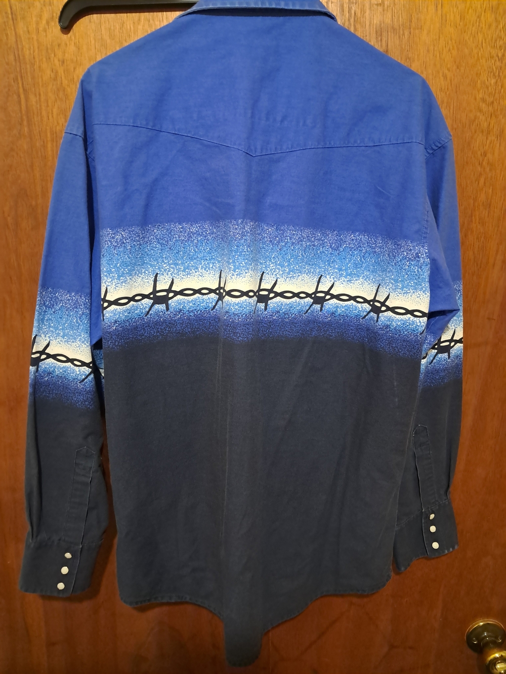 Wrangler Blue Ombre Barbed Wire Western Shirt - Picture 2 of 6